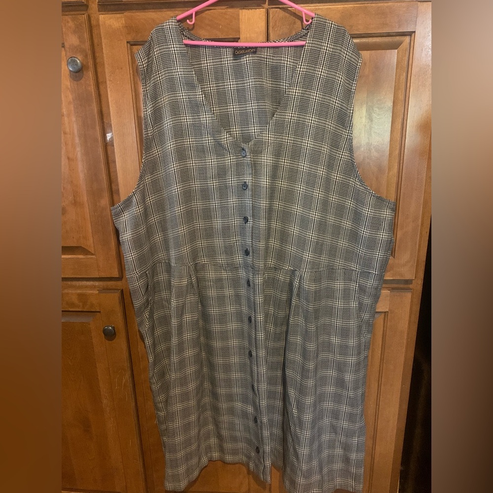 Plaid Sleeveless Button-Up Top